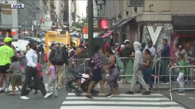 Nyc Migrant Crisis No Room To House Migrants At Roosevelt Hotel