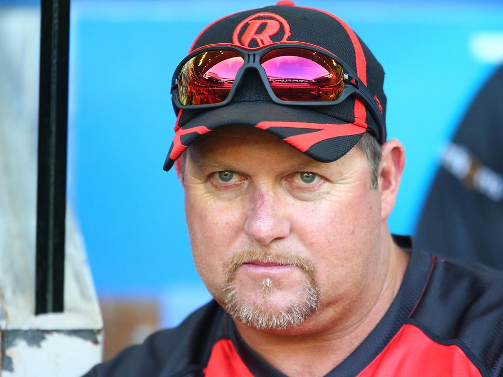 MELBOURNE, AUSTRALIA – DECEMBER 30: David Saker, coach of the Renegades looks on during the Big Bash League match between the Melbourne Renegades and the Perth Scorchers at Etihad Stadium on December 30, 2015 in Melbourne, Australia. (Photo by Scott Barbour/Getty Images)