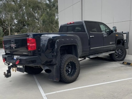 A "Yank Tank" believed to be parked in the Spotlight carpark in Box Hill South. Picture: Reddit