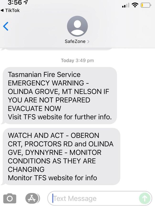 Emergency alert sent via text message to residents in the Sandy Bay area. Picture: Supplied.