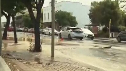 Rush-hour commuters are warned of possible delays. Picture: 7NEWS