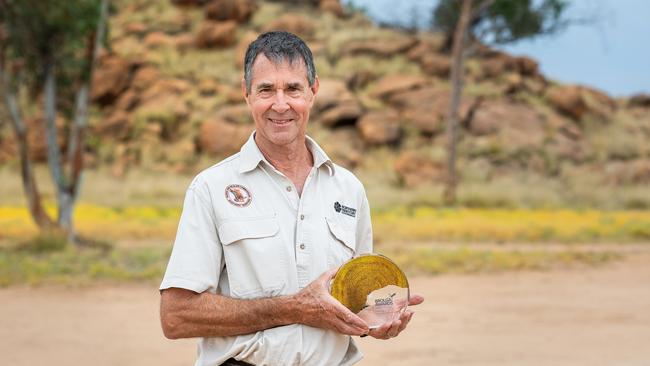 NT Parks and Wildlife Chris Day received the prestigious Tourism Minister's Perpetual Trophy at the 2024 Brolga Northern Territory Tourism Awards.