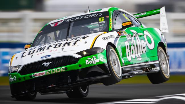 Lee Holdsworth cut loose in the second practice session, smashing the lap record at Pukekohe Park Raceway. Picture: Getty Images