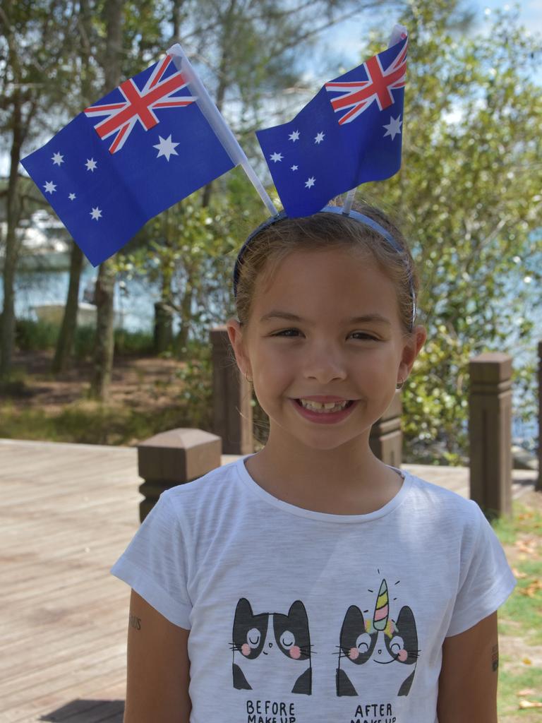 Olivia Fabrowicz, 6 shows off her Aussie colours.