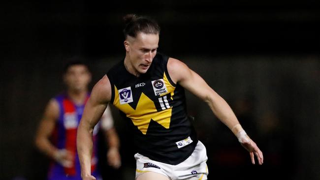 MELBOURNE, AUSTRALIA - JUNE 24: Matt Hanson of the Tigers in action during the 2022 VFL Round 14 match between the Port Melbourne Borough and Werribee at ETU Stadium on June 24, 2022 in Melbourne, Australia. (Photo by Dylan Burns/AFL Photos via Getty Images)