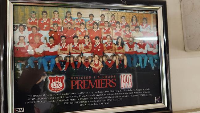 Lalor's 1993 DVFL premiership team.