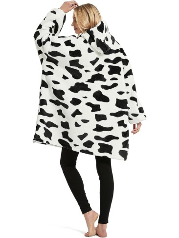 Croch Oversized Hoodie Blanket Sweatshirt. Picture: Amazon Australia.