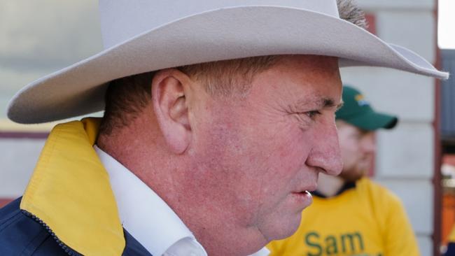 Deputy Prime Minister Barnaby Joyce prepolling in Echuca for The Nationals candidate, Sam Birrell.  Location: Echuca, VictoriaÃÂ© Office of the Deputy Prime Minister 2022 BH MUST CREDIT: BRAD HUNTER, OFFICE OF THE DEPUTY PRIME MINISTER