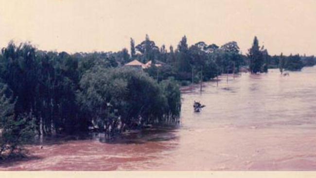 The Nepean River during the 1978 floods. Picture: ‘Memories of Penrith and surrounding suburbs’ Facebook page