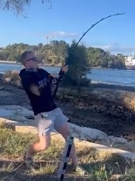 James Murray reeled the shark into shore at Sydney Harbour. Picture: Channel 9.