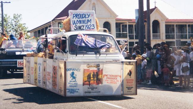 Pattersons Produce float in the 1987 Wynnum Spring Parade. Pattersons won the best display that year.