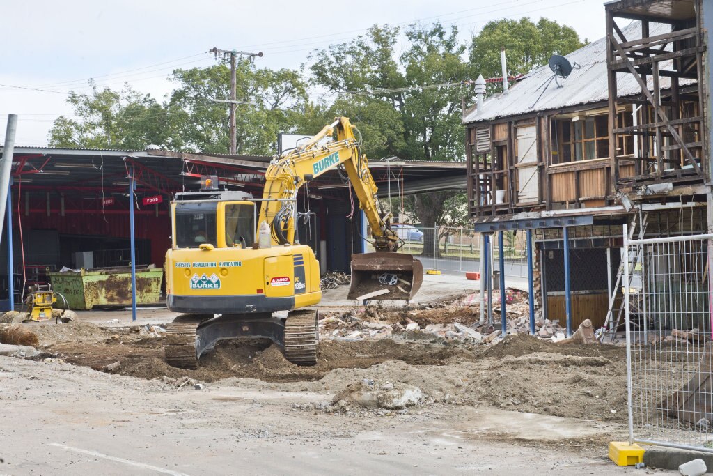 Partial demolition of Mort Estate Hotel in Toowoomba before redevelopment as office space. Thursday, 12 Jul, 2018. Picture: Nev Madsen