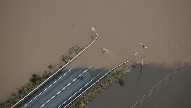 Macleay River in flood, 2011