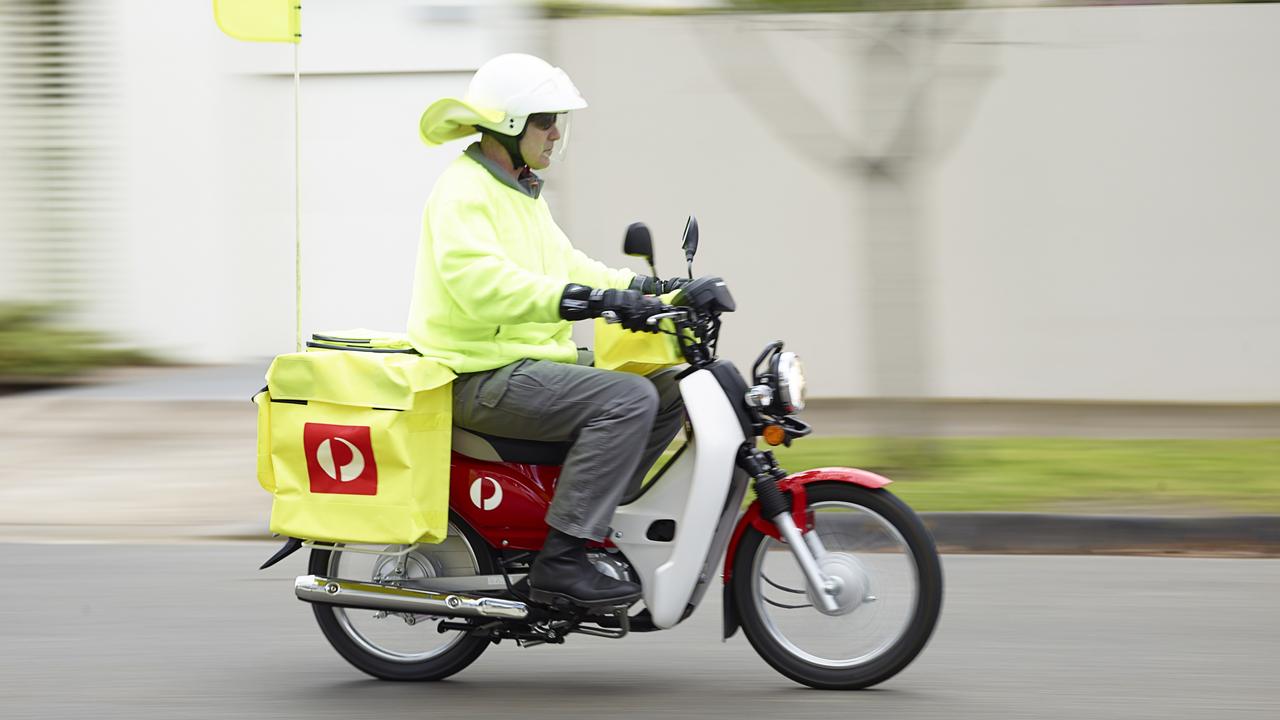 Australia Post’s Christmas delivery for 2018 its biggest ever | The Courier Mail