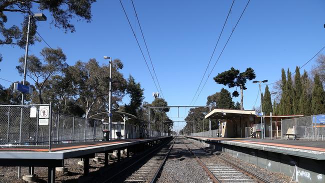 Passengers at Fawkner Train Station face delays due to short shunting. Picture: Hamish Blair