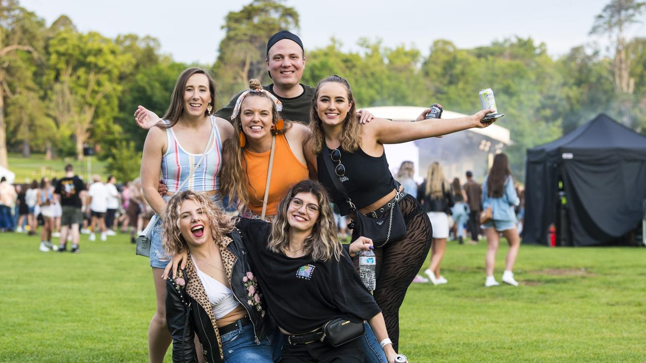 At The Backyard Series are (from left) Lana Styler, Nicole Semenzato, Jordie Franke, Roberta Pagani, Julia Martin and Simone Formasini in Queens Park, Saturday, November 6, 2021. Picture: Kevin Farmer