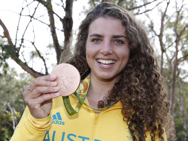 Jessica Fox with her bronze medal aftyer the Rio Games.