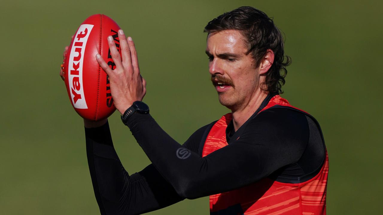 Joe Daniher continues to work his way back to senior footy (AAP Image/Michael Dodge).