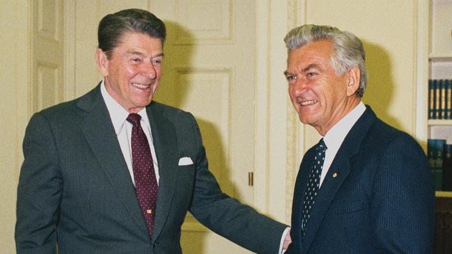 Hawke and US president Ronald Reagan at the White House in 1986.