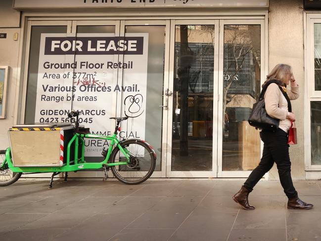 Melbourne CBD business owners struggling with office workers not returning after COVID lockdowns. Shutdown cafes on the top end of Collins Street near Parliament House.  Picture: David Caird