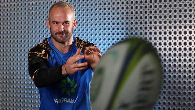 Former Reds and Waratahs player Jono Lance will make his debut in Force colours