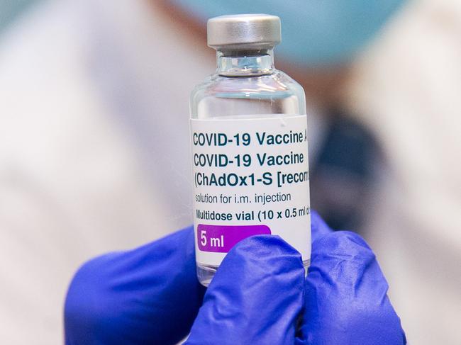 MELBOURNE, AUSTRALIA - NewsWire Photos MAY 14, 2021: Australian Medical Association President Dr Tony Bartone spoke to the media about the COVID-19 vaccine at CSL in Parkville. Picture: NCA NewsWire / Paul Jeffers