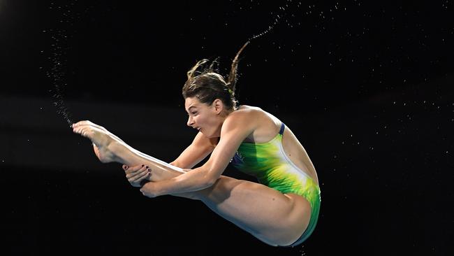 Maddison Keeney of Australia during the Womens 3m Springboard Final on day four of diving competition at the XXI Commonwealth Games at the Gold Coast Aquatic Centre on the Gold Coast, Australia, Saturday, April 14, 2018. (AAP Image/Dave Hunt) NO ARCHIVING, EDITORIAL USE ONLY