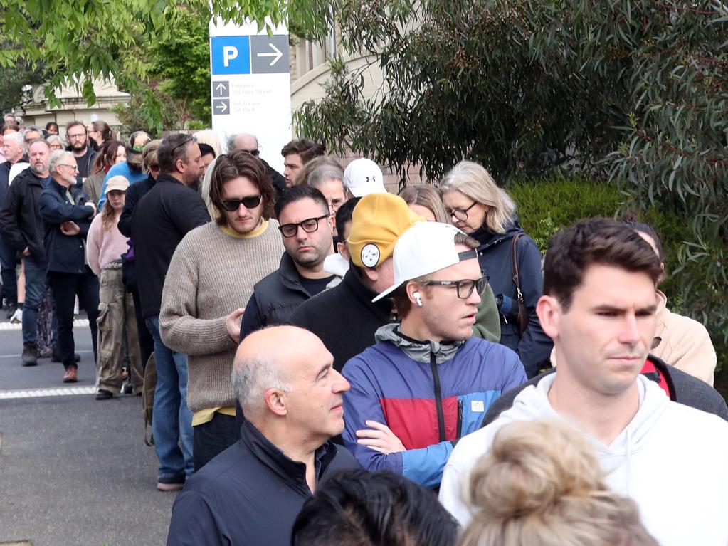 People were up early to cast their vote in East Melbourne. Picture: NCA NewsWire / David Crosling