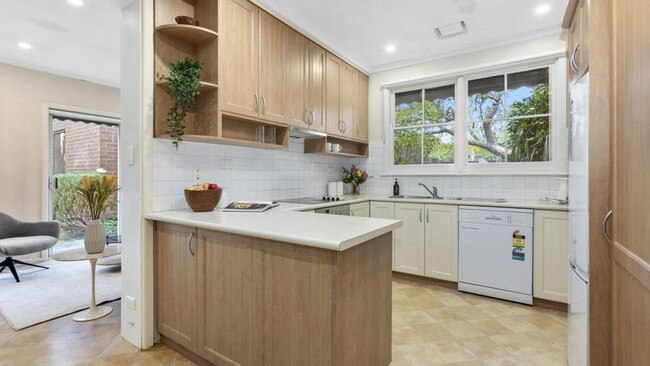 101 offers were placed for the property.