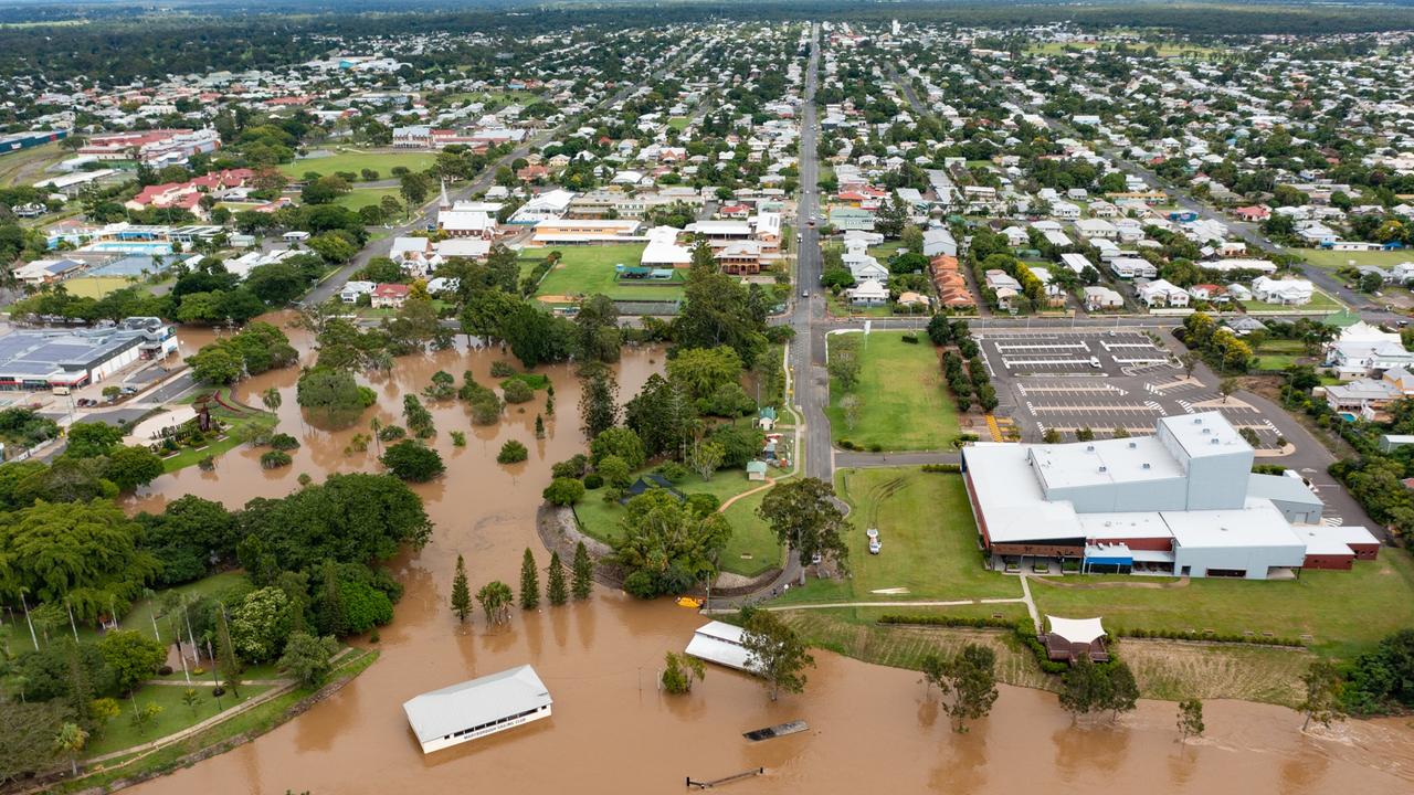 The flooding spreading throughout Maryborough.