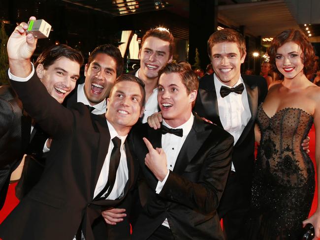 Approximately 1 billion selfies will be taken on the night.