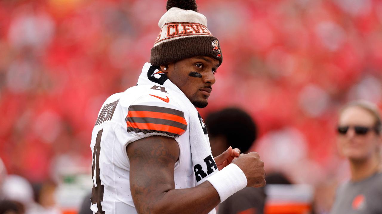 Dan Orlovsky criticizes Cleveland Browns' offense: 'They are a mess.'