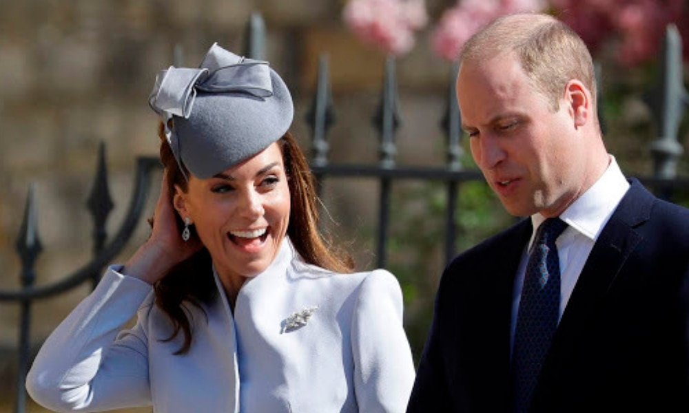 Why Princess Beatrice didn t curtsey to the Queen at Easter church