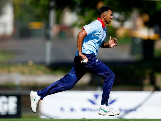 Manraj Kahlon during his four-wicket spell for NSW Metro. (Photo by Dylan Burns Photography)