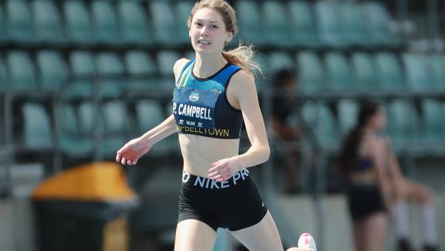 Paige Campbell competing in the 16-year girls 400m during 2021 NSW All Schools Championships at Sydney Olympic Park.