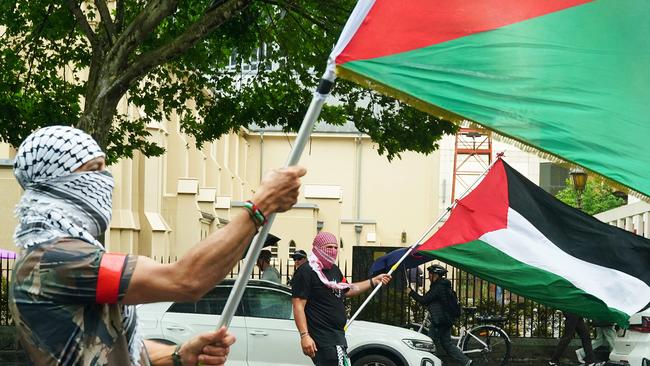 Pro-Palestine protesters marching along Lonsdale St in Melbourne. Picture: NewsWire/Luis Enrique Ascui