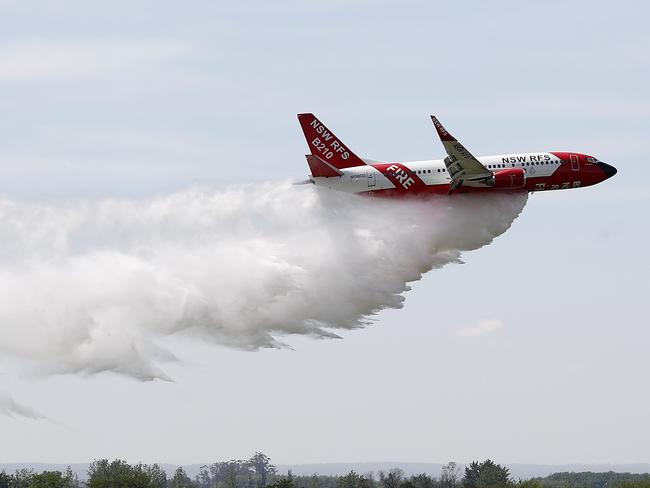 The report recommends developing a national aerial firefighting capability. Picture: Ryan Pierse/Getty Images