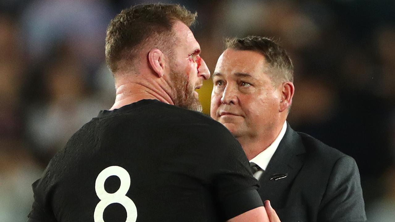 New Zealand coach Steve Hansen consoles his captain Kieran Read in Yokohama.