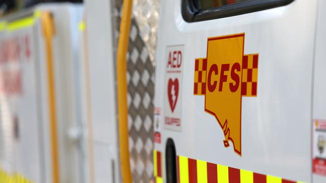 The CFS is currently working to contain a scrub fire in the Flinders Ranges. Picture: NewsWire / David Mariuz