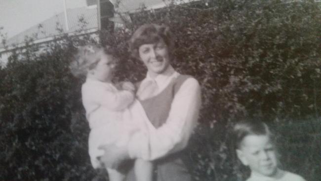 Mark Aiston with mum Ruth and sister Kathy (in Ruth's arms).