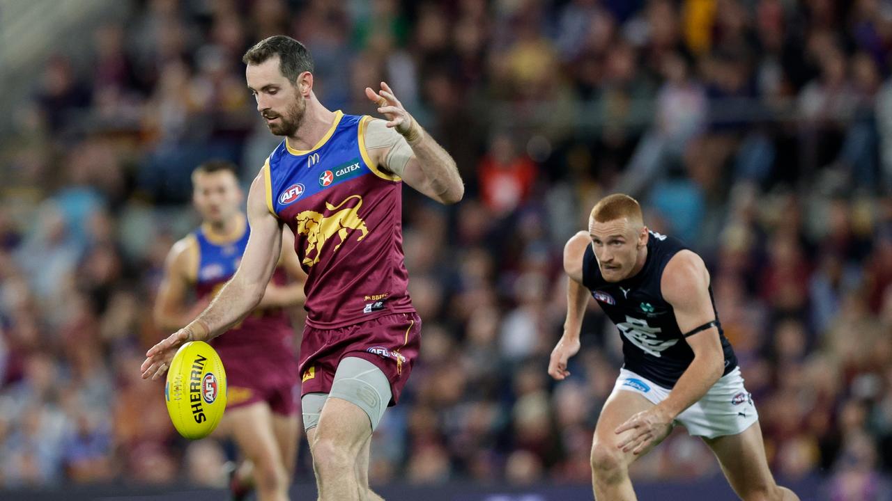 ‘Queenscliff Couta’ Darcy Gardiner was instrumental in the Lions win over Carlton last week. (Photo by Russell Freeman/AFL Photos via Getty Images)