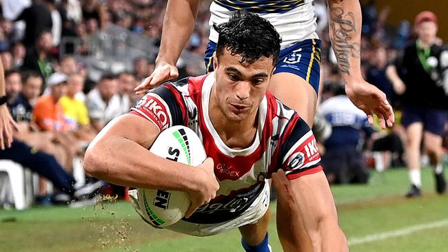 Rabbitohs’ warning for Roosters as poachers circle Suaalii
