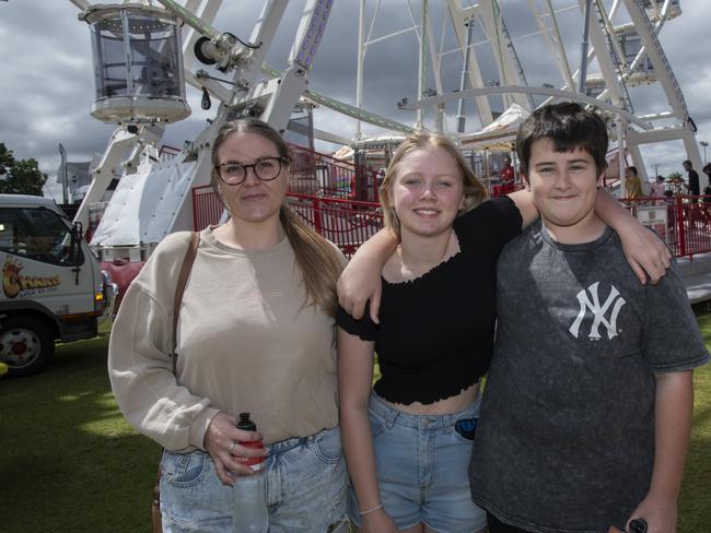 Cassandra Williams, Khyla Ison, Jackson Young Mildura Show 2024. Picture: Noel Fisher