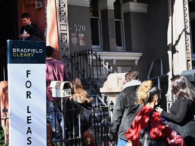 SYDNEY, AUSTRALIA - NewsWire Photos,June 4, 2022: Sydney-siders view properties in Surry Hills for rent as prospective tenants are having difficulties securing rental properties.Crown Street, Surry Hills Picture: NCA NewsWire / Jeremy Piper