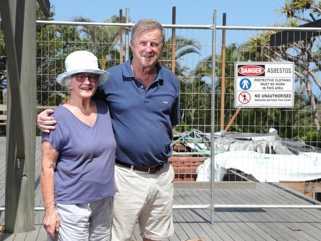 Peregian bushfire victim Pam Murphy who has been living with neighbours Lester (pictured) and Jackie Harding after her home was destroyed. Picture: Lachie Millard