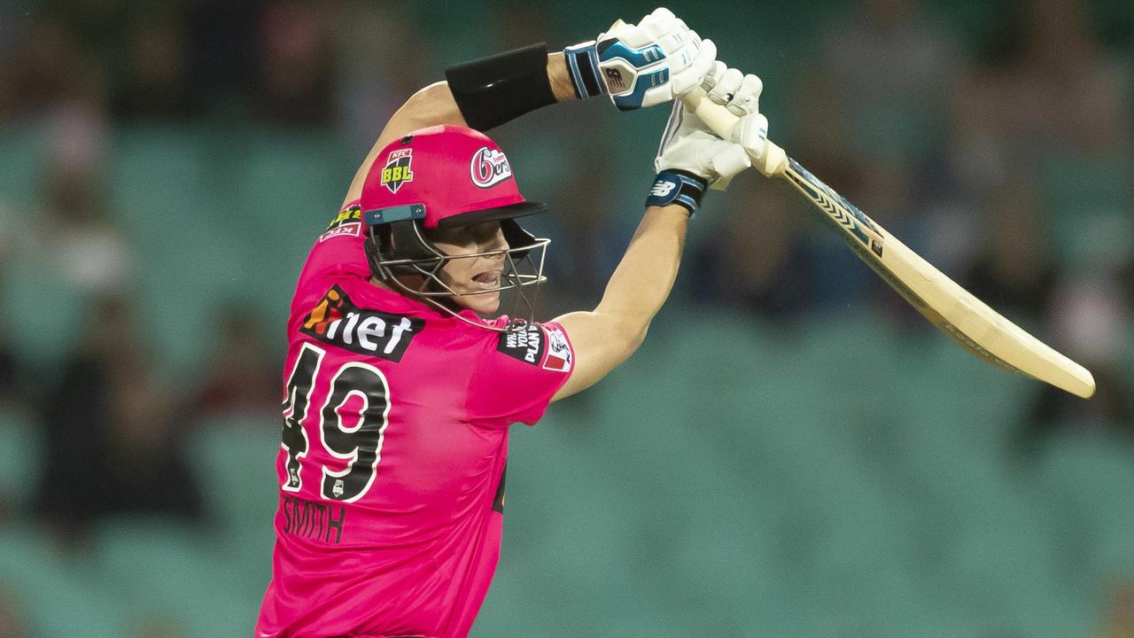 Steve Smith of the Sixers bats during the Big Bash League (BBL) cricket Final between the Sydney Sixers and Melbourne Stars at the SCG in Sydney, Saturday, February 8, 2020. (AAP Image/Craig Golding) NO ARCHIVING, EDITORIAL USE ONLY, IMAGES TO BE USED FOR NEWS REPORTING PURPOSES ONLY, NO COMMERCIAL USE WHATSOEVER, NO USE IN BOOKS WITHOUT PRIOR WRITTEN CONSENT FROM AAP