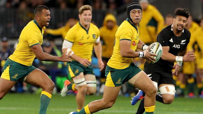 Christian Lealiifano had an excellent game against the All Blacks.