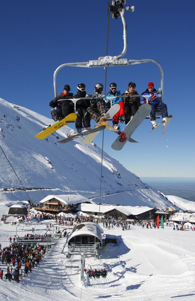 Mt Hutt has the longest chairlift vertical in the country.