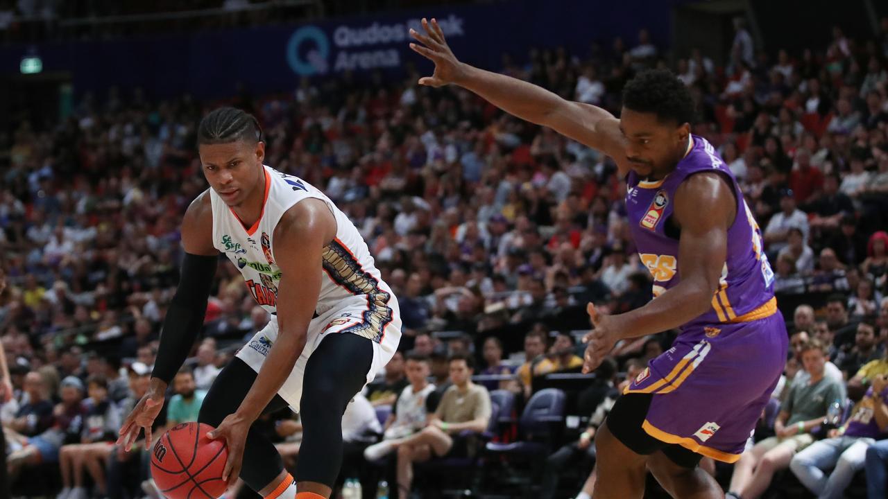 Cairns Taipans hand Sydney Kings second NBL loss in a row The Australian