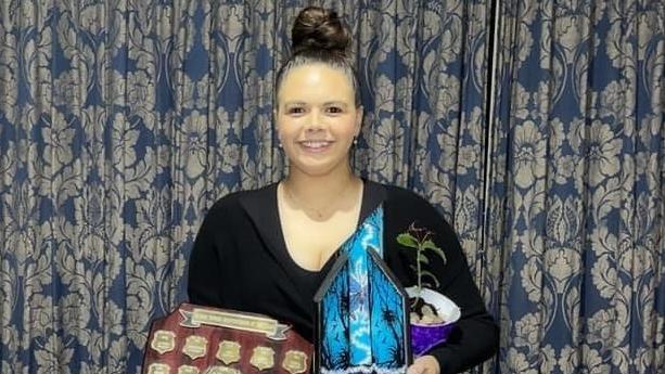 Emily Young received the Senior Sports award at the 2021 NAIDOC Week awards ceremony.